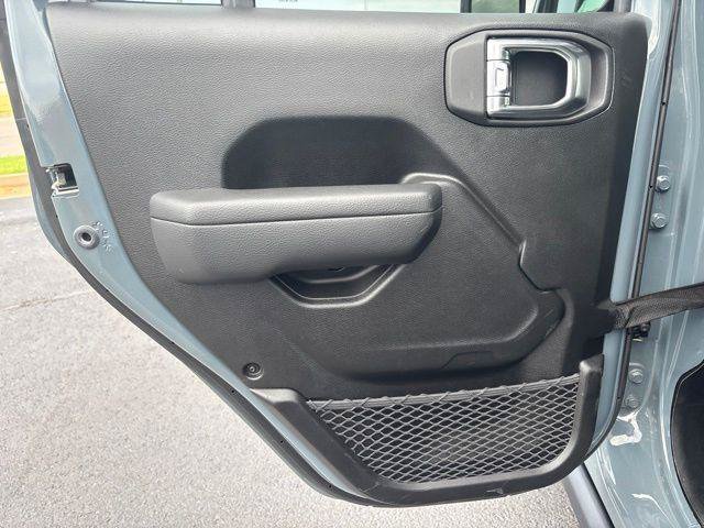 Used 2026 Jeep Gladiator Rubicon AWD/4WD image 16
