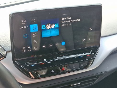 Used 2021 Volkswagen ID.4 Pro image 16