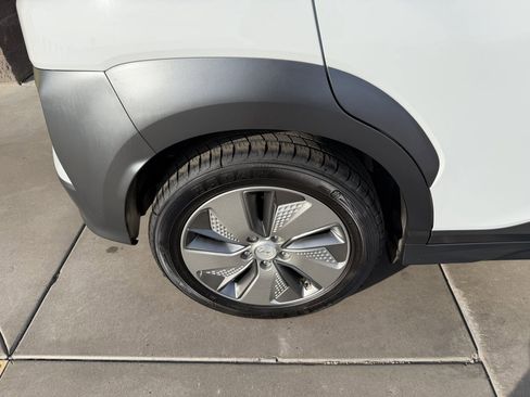 Used 2020 Hyundai Kona Ultimate image 15