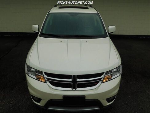 Used 2014 Dodge Journey Limited w/ Flexible Seating Group image 3