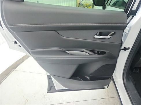 New 2025 Nissan Murano SL image 33