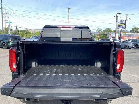 Used 2021 GMC Sierra 1500 AT4 w/ AT4 Preferred Package AWD/4WD image 23