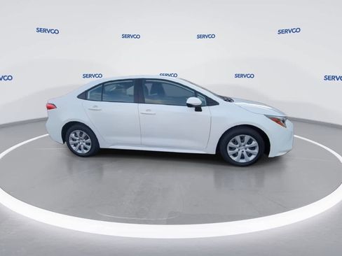 Used 2023 Toyota Corolla LE image 9