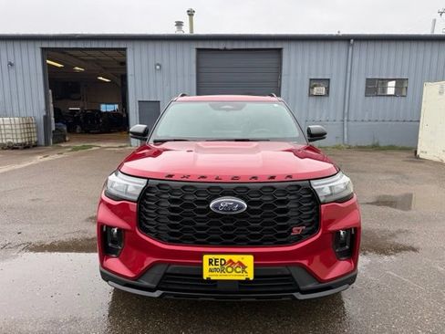 Used 2025 Ford Explorer ST w/ Sun And Sound Package AWD/4WD image 2