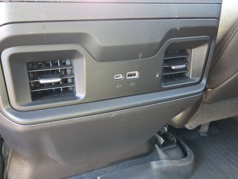 Used 2025 Chevrolet Silverado 1500 LT Trail Boss w/ Convenience Package II image 27