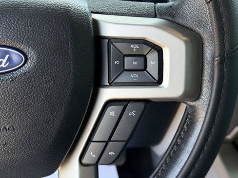 Used 2020 Ford F150 Lariat AWD/4WD image 22