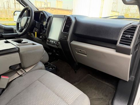 Used 2016 Ford F150 XLT w/ Equipment Group 302A Luxury image 22