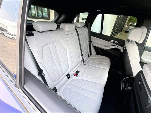 Used 2024 BMW X5 M60i w/ Climate Comfort Package AWD/4WD image 36