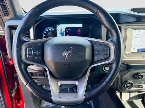 Used 2023 Ford Bronco Outer Banks image 11