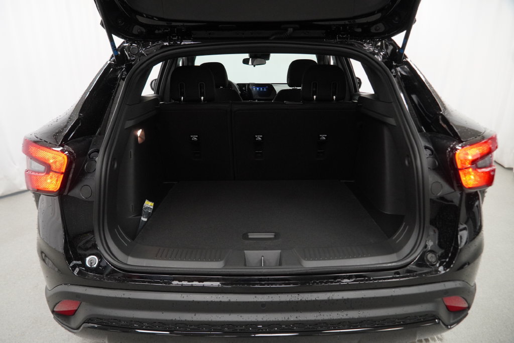 New 2026 Chevrolet Trax RS w/ Driver Confidence Package FWD image 33