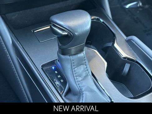 Certified 2024 Lexus ES 350 350 w/ Premium Package image 24