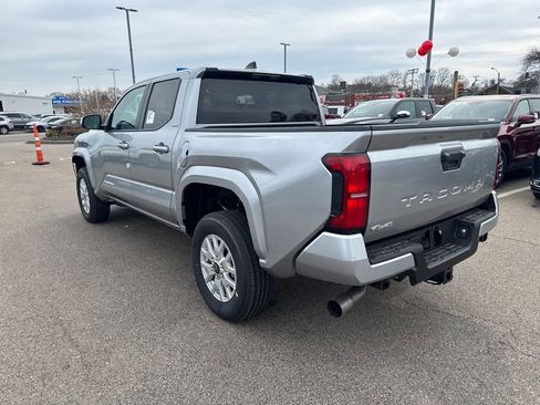 New 2026 Toyota Tacoma SR5 AWD/4WD image 5
