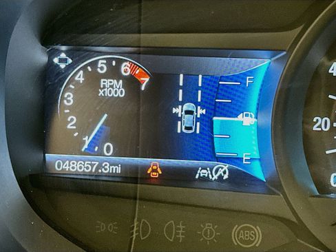 Used 2024 Ford Edge SEL AWD/4WD image 19