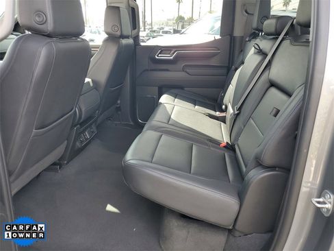 Used 2024 GMC Sierra 1500 SLT image 13