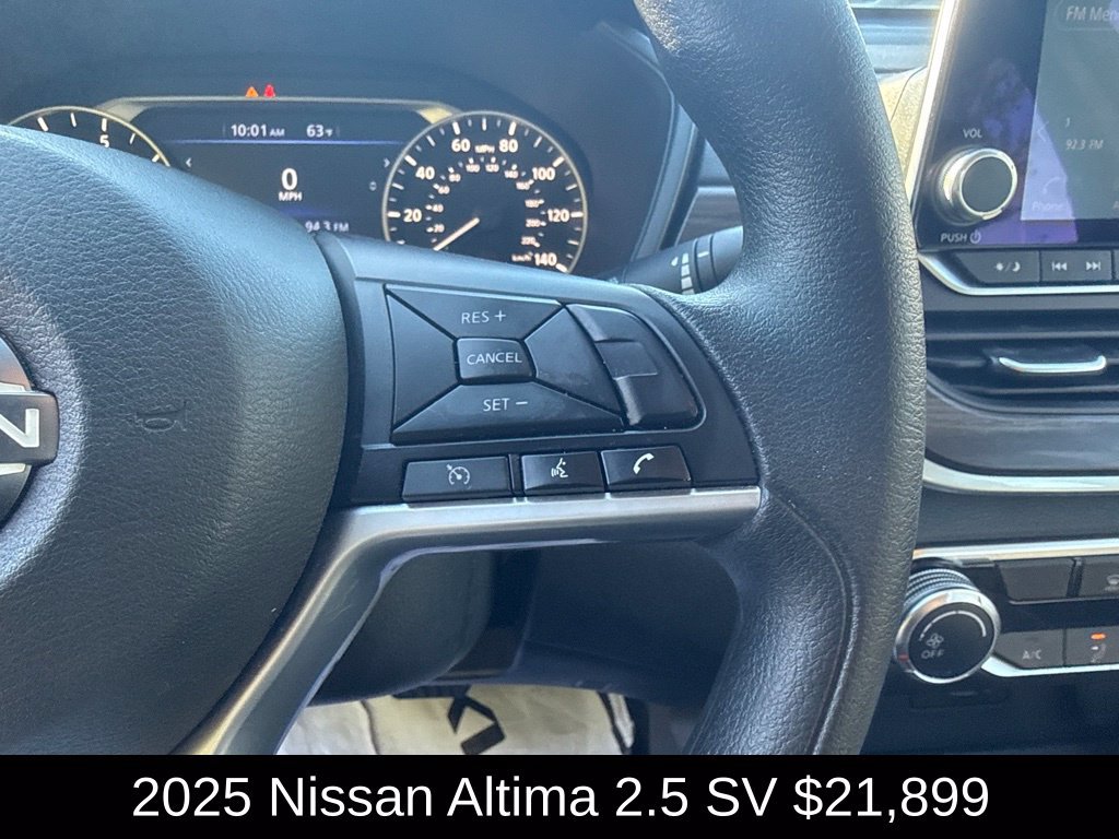 Used 2025 Nissan Altima 2.5 SV FWD image 23