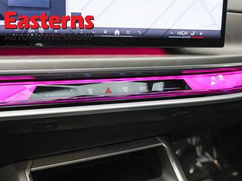 Used 2023 BMW 760i xDrive w/ Executive Package image 20