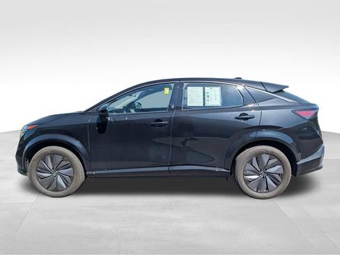 Used 2023 Nissan Ariya AWD image 4