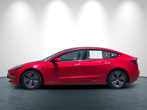Used 2022 Tesla Model 3 Long Range AWD/4WD image 7