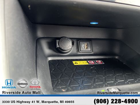Used 2023 Toyota RAV4 XSE w/ Weather Package AWD/4WD image 18
