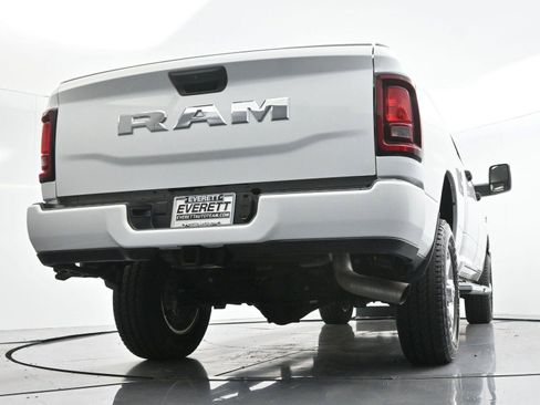 Used 2025 RAM 2500 Big Horn AWD/4WD image 53