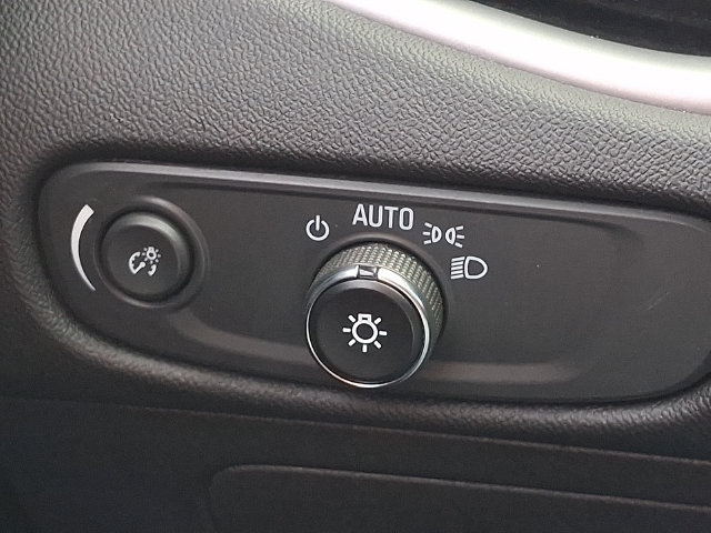 Used 2024 Chevrolet Malibu LT FWD image 23