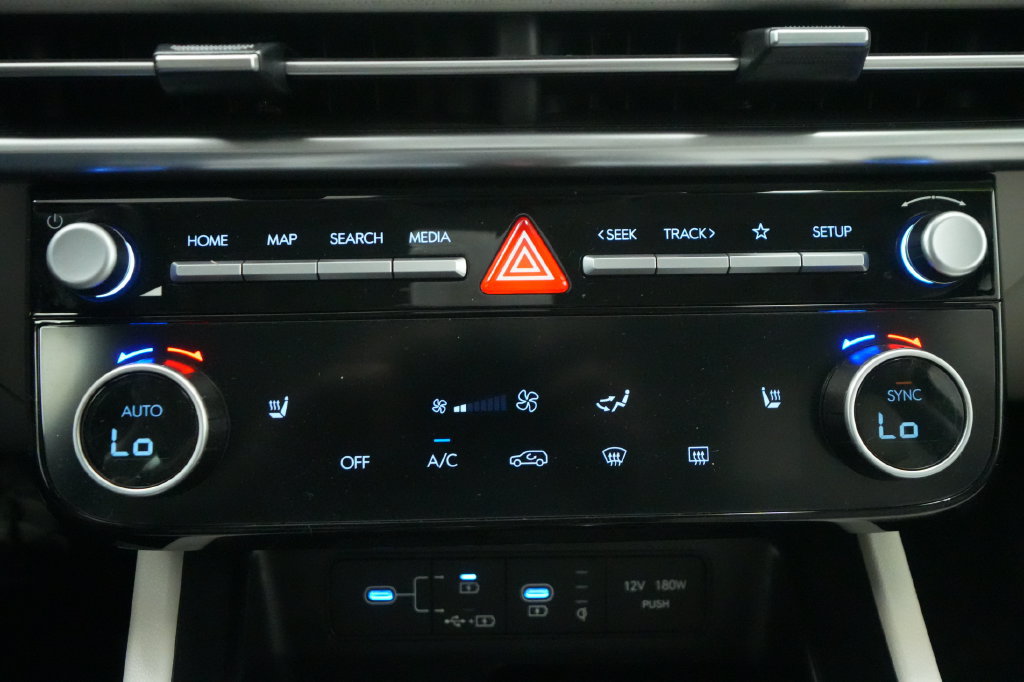 Used 2025 Hyundai Tucson SEL AWD/4WD image 34