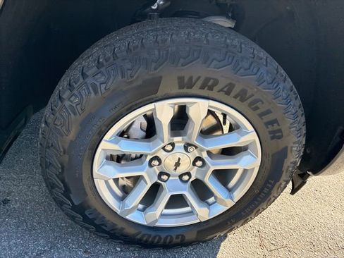 Used 2023 Chevrolet Silverado 1500 RST image 17