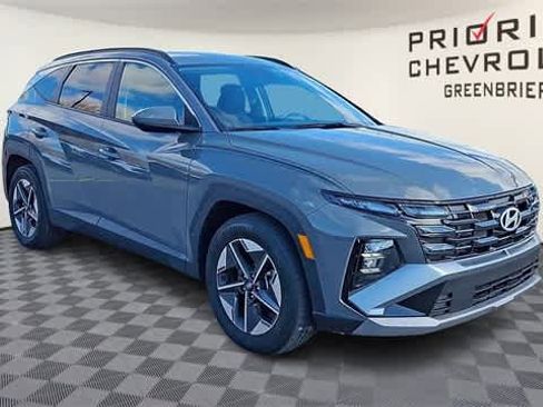 Used 2025 Hyundai Tucson SEL image 2