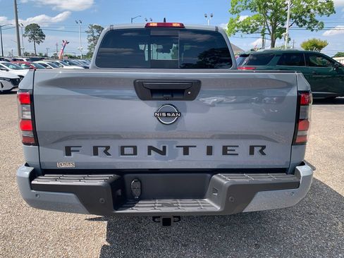 New 2026 Nissan Frontier SV w/ SV Convenience Package RWD image 6