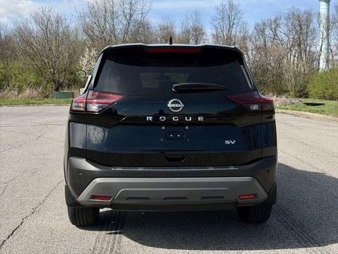 Used 2022 Nissan Rogue SV image 41