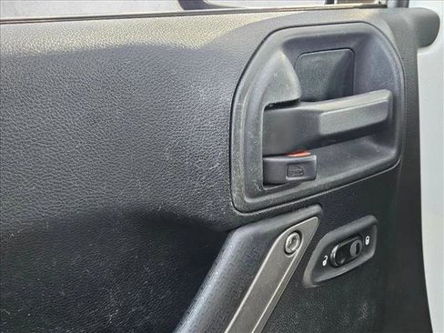 Used 2017 Jeep Wrangler Unlimited Sport image 10