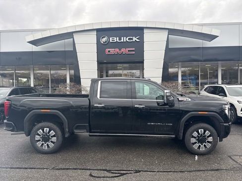 New 2026 GMC Sierra 2500 Denali w/ Denali Reserve Package image 34