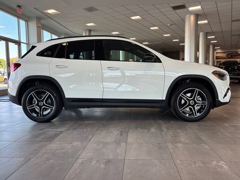 Used 2026 Mercedes-Benz GLA 250 4MATIC image 3