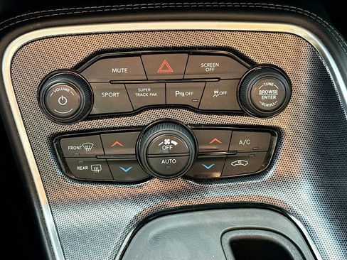 Used 2018 Dodge Challenger T/A image 15