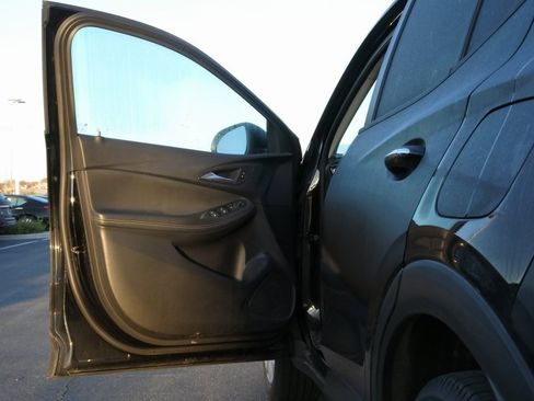 Used 2020 Buick Encore GX Preferred w/ Cold Weather Comfort Package image 23