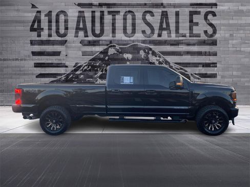 Used 2020 Ford F350 Lariat image 2