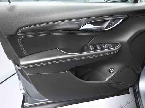 Used 2021 Buick Envision Preferred image 43