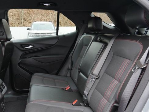 Used 2024 Chevrolet Equinox RS image 21