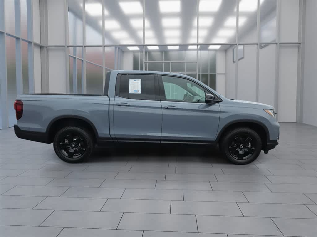 Certified 2026 Honda Ridgeline Black Edition image 2