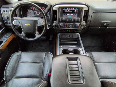Used 2018 Chevrolet Silverado 2500 High Country AWD/4WD image 24