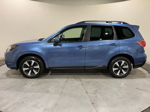 Used 2018 Subaru Forester 2.5i Premium w/ All-Weather Package AWD/4WD image 5