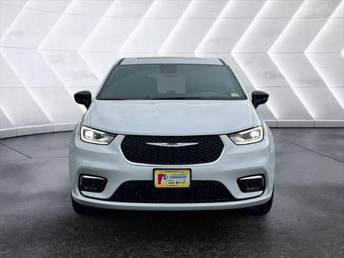 New 2026 Chrysler Pacifica Select image 25