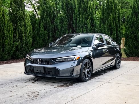 Used 2025 Honda Civic Sport image 5