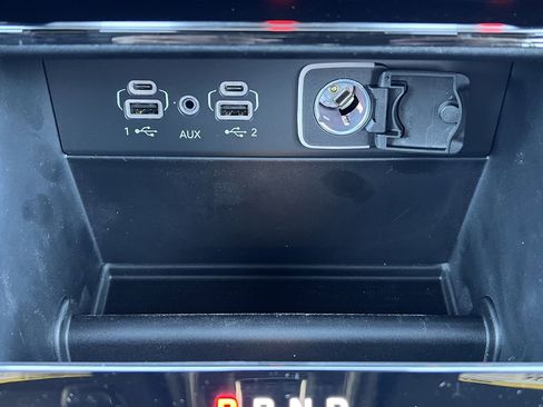 New 2025 Jeep Grand Cherokee L Limited AWD/4WD image 8