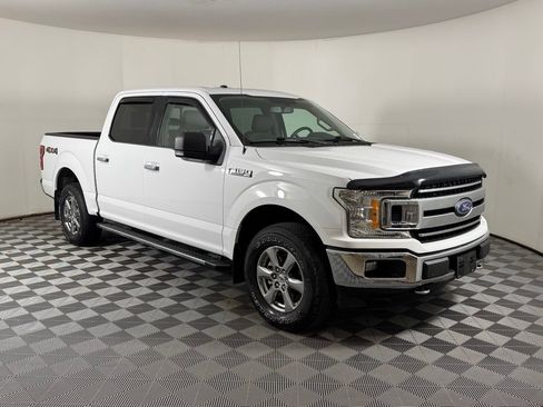 Used 2018 Ford F150 XLT w/ Equipment Group 302A Luxury image 2