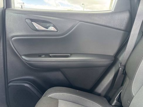 Used 2024 Chevrolet Blazer LT w/ Convenience Package FWD image 16