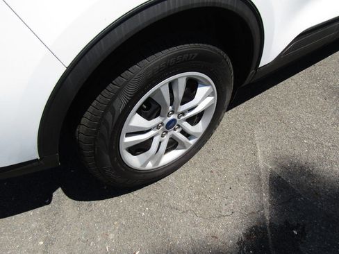 Used 2022 Ford Escape S AWD/4WD image 30