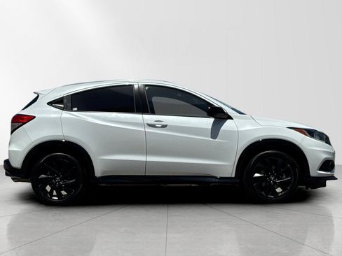 Used 2021 Honda HR-V Sport image 2