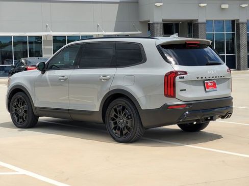 Used 2022 Kia Telluride SX w/ SX Prestige Package AWD/4WD image 7