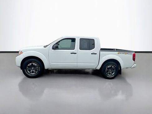 Used 2017 Nissan Frontier Desert Runner RWD image 4